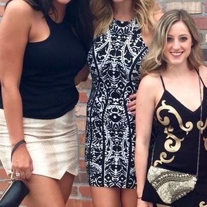 Black and white print high neck dress M